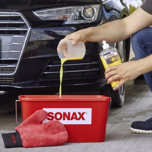 SONAX šampūnas su vašku